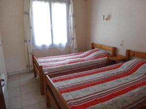 Maisonnette ensoleillée, à 100m de la plage, animaux sur demande - FR-1-476-45