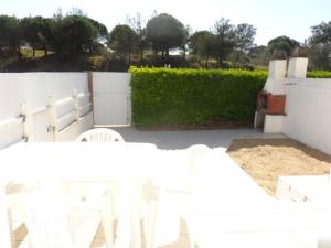 Maisons de vacances Maison La Faute-sur-Mer, 3 pieces, 4 personnes - FR-1-476-45 : photos des chambres