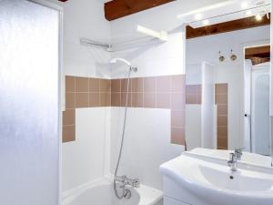 Maison T2 mezzanine près de locéan - 56 personnes - terrasse et parking privé - 40600 Biscarrosse - FR-1-521-23