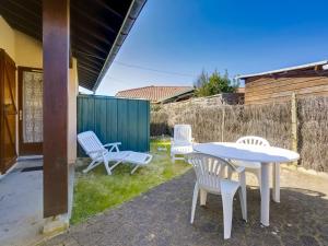 Maison T2 avec mezzanine proche plage, jardin et parking - FR-1-521-28