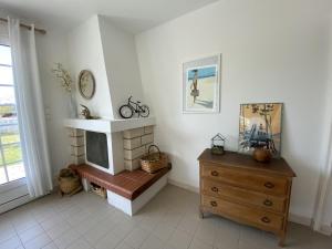 Maisons de vacances Maison Saint-Palais-sur-Mer, 4 pieces, 6 personnes - FR-1-539-21 : photos des chambres