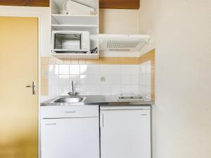 Studio mezzanine à 300m de la plage avec parking - FR-1-521-48