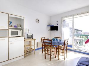 Studio Cabine à Biscarrosse Plage - 300m de la Mer, Balcon Sud, Parking Privé - FR-1-521-61