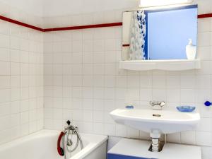 Studio Cabine à Biscarrosse Plage - 300m de la Mer, Balcon Sud, Parking Privé - FR-1-521-61