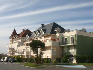 Appartements Dives-sur-Mer, 3 pieces duplex, terrasse, animaux admis - FR-1-487-278 : Appartement (6 Adultes)