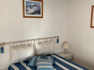 Appartements Charmant Cottage avec Jardin a Deux Pas du Port - Dives-sur-Mer - FR-1-487-279 : photos des chambres