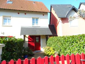 Appartements Charmant Cottage avec Jardin a Deux Pas du Port - Dives-sur-Mer - FR-1-487-279 : Appartement (4 Adultes)