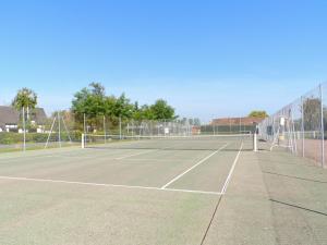 Appartements Charmant Cottage Normand avec Jardin, Proche Hippodrome, Piscine Chauffee et Tennis, Parking Prive - FR-1-487-288 : Appartement (2 Adultes)
