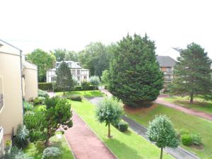 Appartements Appartement 2 pieces avec balcon ensoleille pres de l'hippodrome de Cabourg - FR-1-487-297 : Appartement (4 Adultes)