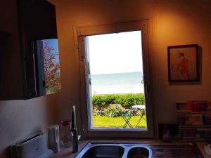 Cabourg : Appartement moderne 45 pièces, accès plage, 8 pers, jardin et terrasse, parking, WIFI - FR-1-487-304