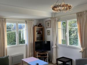 Grande Villa avec Jardin, Proche Plage et Centre de Villers-sur-Mer - FR-1-487-310