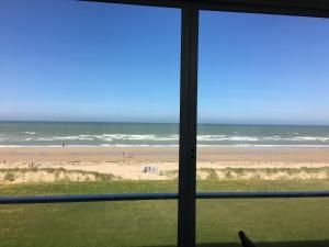 Appartements Appartement Varaville: Face a la mer avec loggia et parking prive, 4 pers. - FR-1-487-306 : Appartement (4 Adultes)