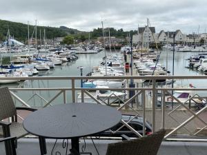 Appartements Appartement 3 pieces calme avec ascenseur a Dives-sur-Mer - FR-1-487-319 : Appartement (6 Adultes)