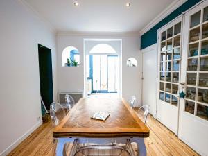 Maison de Charme 4 Chambres, 50m de la Mer, Centre des Sables dOlonne - FR-1-197-508