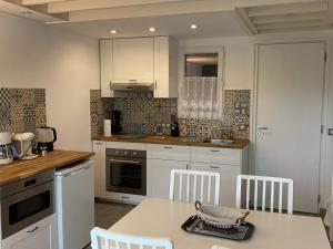 Appartements Charmant Cottage 2P avec Jardin et WIFI, a 2 Pas de la Plage de Cabourg - FR-1-487-285 : photos des chambres