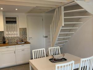 Appartements Charmant Cottage 2P avec Jardin et WIFI, a 2 Pas de la Plage de Cabourg - FR-1-487-285 : photos des chambres