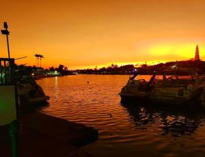 Peró,Cabo frio, casa com vista , acesso ao canal Natal e Réveillon disponível