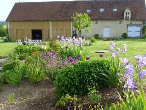 Maisons de vacances Gite Le Pin-la-Garenne, 4 pieces, 9 personnes - FR-1-497-165 : photos des chambres