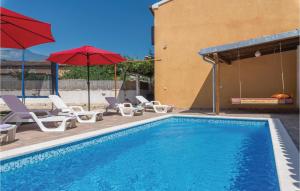 3 Bedroom Beautiful Home In Gajana