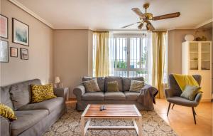 3 Bedroom Cozy Home In Orihuela