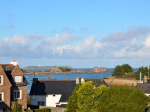 Appartement 3* avec ascenseur, balcon et parking privé à Trégastel - FR-1-368-11