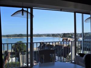 Appartement rénové à Trégastel avec vue sur mer et parking - FR-1-368-117