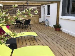 Maisons de vacances Maison de charme 3* avec jardin clos, terrasse, WIFI a 60m du Port de Perros-Guirec - FR-1-368-79 : photos des chambres
