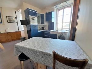 Studio 29m² pour 4 pers, centre Quiberon, proche plage - FR-1-478-175