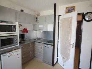 Appartement studio cabine bien rénové à 100m des pistes avec parking - Auris en Oisans - FR-1-297-61