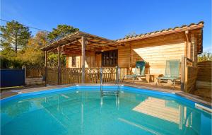 Maisons de vacances Nice home in VENTISERI with Outdoor swimming pool, 2 Bedrooms and WiFi : photos des chambres