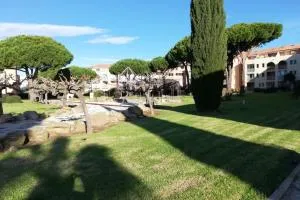 Very cosy apartment at 200 m from the beaches - Cité des Bormettes