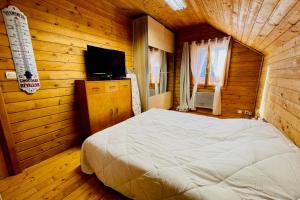 Chalets Beautiful chalet near the center of Briancon : photos des chambres