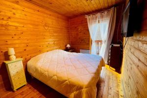 Chalets Beautiful chalet near the center of Briancon : photos des chambres