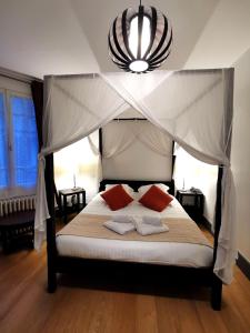 Hotels Hotel Des Falaises : photos des chambres