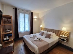 Hotels Hotel Des Falaises : photos des chambres