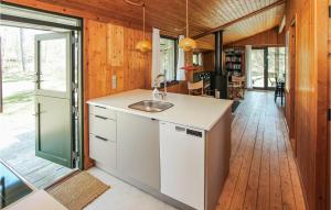 Awesome Home In Samsø With Kitchen