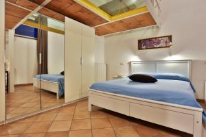 GuestHost - Lungomare Central Apartment with terrace