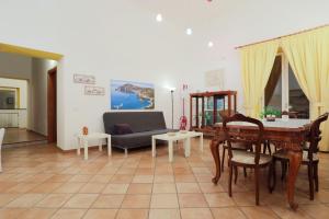 GuestHost - Lungomare Central Apartment with terrace