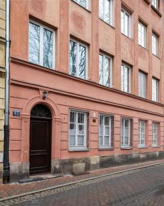 Krakowskie Przedmieście 63 Prywatne mieszkanie na Starówce 50m od Placu Zamkowego Samodzielne Zameldowanie! Self Check-in System!