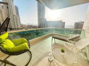 Royal Oceanic in JBR by HAPPY SEASON