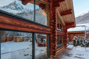 Chalet des Cimes - ChamonixYear