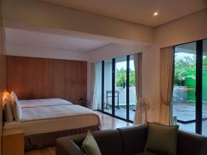 Phòng 4 Người có Sân hiên (Quadruple Room with Terrace)