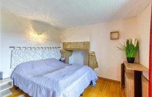 Maisons de vacances Stunning Home In Castelnau-d-mandailles With Wifi : photos des chambres
