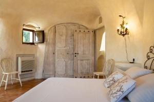 Lussuosa villa con Piscina opera dellArch.Couelle