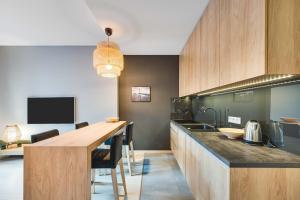 Greenwood with terrace - Neptun Park by OneApartments