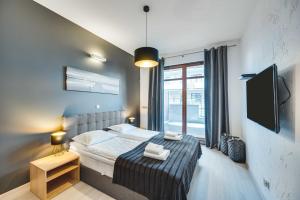 Greenwood with terrace - Neptun Park by OneApartments