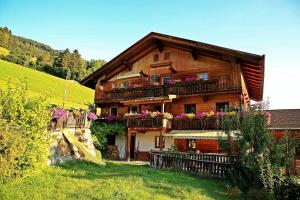 Kuanerhof Wohnung 2 Personen - 3hvězdičkové hotely ve městě Ried im Zillertal