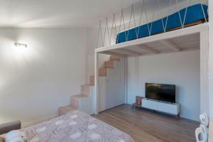 Casa Lugana 19 - monolocale con piscina direttamente a lago