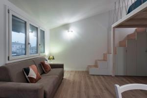 Casa Lugana 19 - monolocale con piscina direttamente a lago