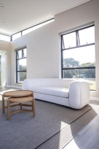 Hilltop Bayview Luxury Apartments